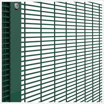 Caldo immerso ha galvanizzato 358 il livello saldato di Mesh Security Fence Anti Corrosion 2.4m
